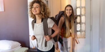 El número de noches en alojamientos turísticos aumenta un 2% en la UE