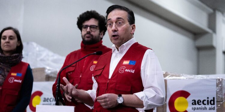 Albares asegura que la UE está “preparada para defender el mercado único” en el caso de que Trump suba los aranceles