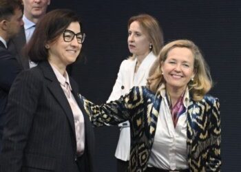 España insta a los 27 a “movilizar recursos privados” para cumplir la Agenda 2030