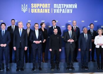 Sánchez anuncia en Kyiv un nuevo paquete de asistencia militar para Ucrania de 1.000 millones de euros en 2025