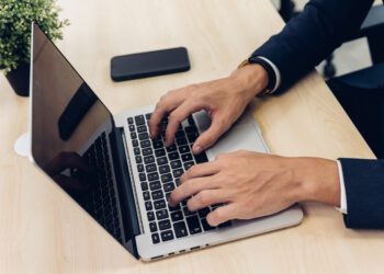 La UE empieza a desarrollar su propia versión de ChatGPT