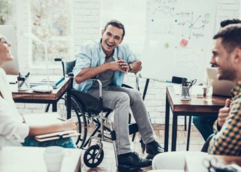 El 10,3% de las personas con discapacidad de la UE participaron en un voluntariado en 2022