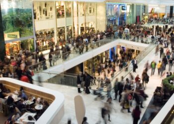 La huella de gases de efecto invernadero de la UE ascendió a 10,7 toneladas en 2022