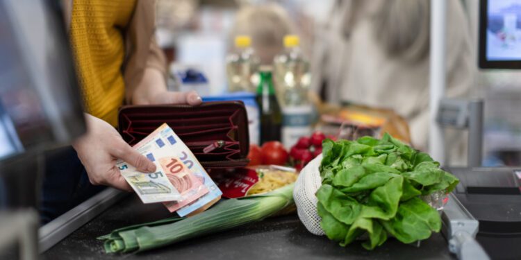 La inflación anual se situó el 2,5% en la zona euro y en el 2,8% en la UE
