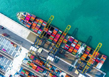 Ligero descenso de las importaciones y exportaciones de China en 2024