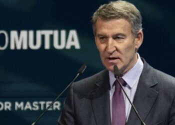 Feijóo considera “injustificable” que Sánchez no le haya informado de su postura en el Consejo Europeo extraordinario