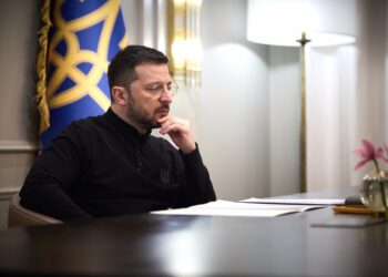 Zelenski y Costa abordan la iniciativa ReArm Europe y las negociaciones de paz con Trump antes de la reunión del Consejo Europeo