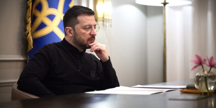 Zelenski y Costa abordan la iniciativa ReArm Europe y las negociaciones de paz con Trump antes de la reunión del Consejo Europeo