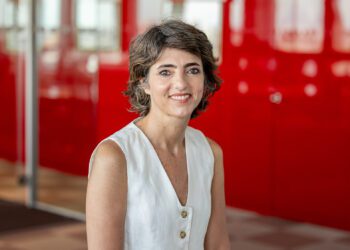 Iberia comprometida con el uso del SAF para la descarbonización de la aviación