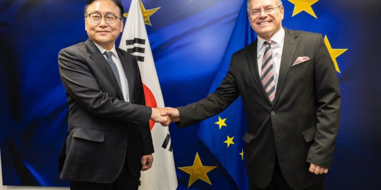 La UE y Corea concluyen negociaciones de un Acuerdo de Comercio Digital para fortalecer la cooperación