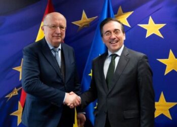 Albares aborda con el comisario de Defensa “la importancia de la seguridad y disuasión europea”