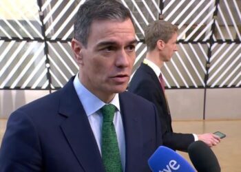 Pedro Sánchez acudirá en París a la cumbre convocada por Macron para apoyar a Ucrania