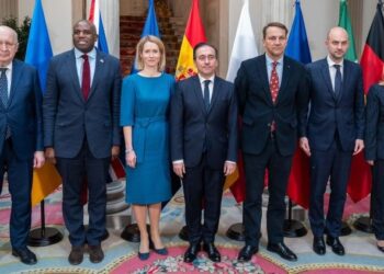 El Grupo 5+ anuncia en Madrid un “destacado” apoyo militar a Ucrania “a corto y largo plazo”