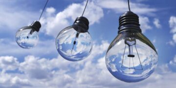 Bruselas aprueba un plan estatal de 699 millones para apoyar a España en la transición energética