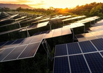 La UE innova mediante nuevas asociaciones en materiales avanzados, textiles y fotovoltaicos