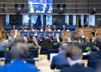 Los eurodiputados presionan para un programa europeo de industria de defensa más ambicioso