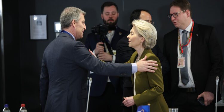 Feijóo afirma que el Congreso del PPE en Valencia «no es la prioridad» de la delegación española tras el apagón