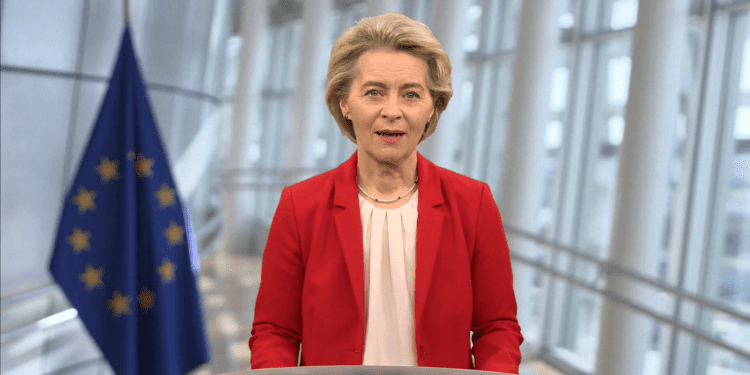 Von der Leyen anuncia 100.000 millones de euros para reforzar las tecnologías limpias
