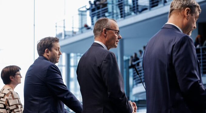 Conservadores y socialdemócratas alcanzan un acuerdo para formar gobierno en Alemania