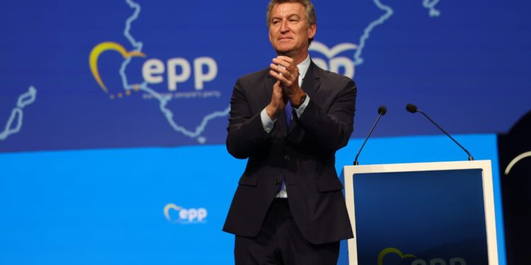 Feijóo clausura el Congreso del PPE instando a los líderes europeos a movilizar 12.000 millones para la Comunidad Valenciana tras la DANA