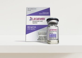 Bruselas aprueba el primer medicamento que ha demostrado ralentizar la progresión del alzhéimer