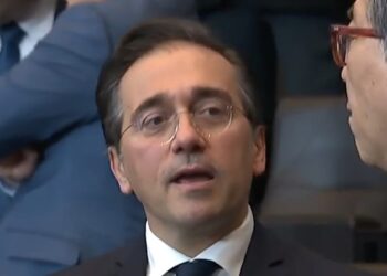 Albares asegura que España no ha planteado ningún cambio en las métricas de gasto de la OTAN