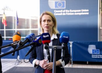 La UE partidaria de seguir presionando a Rusia para que negocie la paz