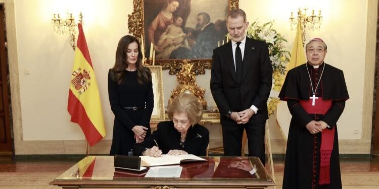 Los Reyes asistirán el 26 de abril al funeral del Papa Francisco en la Plaza de San Pedro