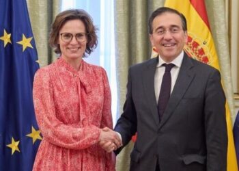 Albares aboga por un nuevo impulso al Pacto Verde ante la comisaria europea de medio ambiente