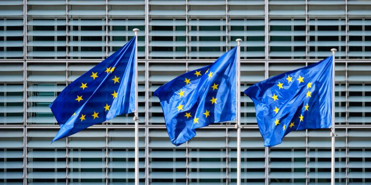 Bruselas formaliza la suspensión de contramedidas comerciales contra EE. UU. para dar paso a negociaciones