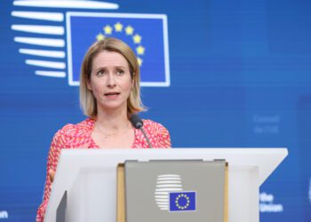 La UE revisará el Acuerdo de Asociación con Israel para presionar por el paso sin restricciones de la ayuda humanitaria a Gaza