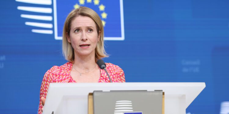 La UE revisará el Acuerdo de Asociación con Israel para presionar por el paso sin restricciones de la ayuda humanitaria a Gaza