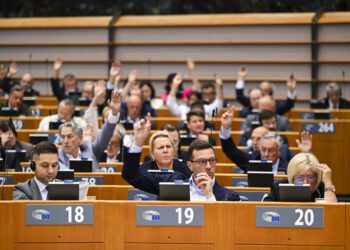 El Parlamento aprueba nuevos aranceles para productos agrícolas rusos y bielorrusos