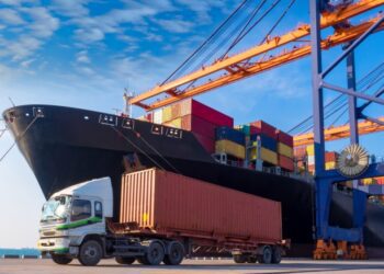 Las exportaciones de servicios de transporte alcanzaron los 245.000 millones de euros en 2023