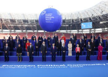 Agenda: Reunión de la Comunidad Política Europea en Tirana