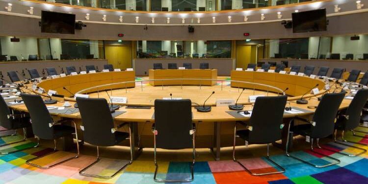 La UE adopta actos jurídicos para levantar las sanciones económicas a Siria