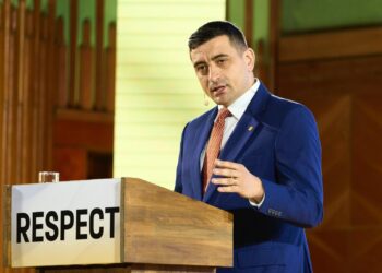 El ultraderechista George Simion arrasa en la primera vuelta de las elecciones rumanas