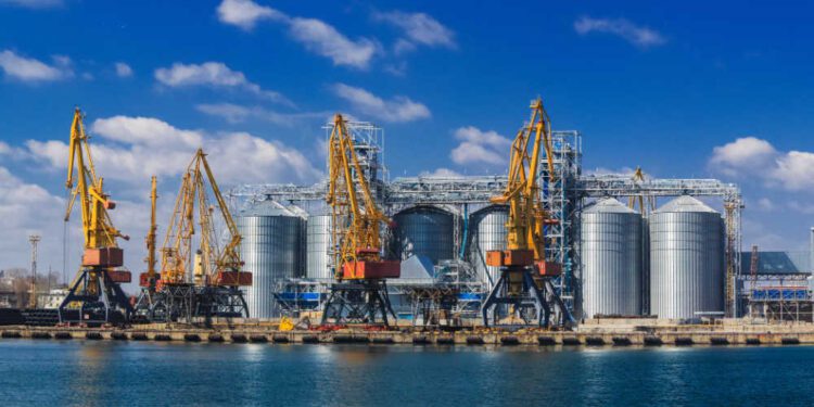 La UE cierra 2024 con un superávit comercial de 18.300 millones con Ucrania