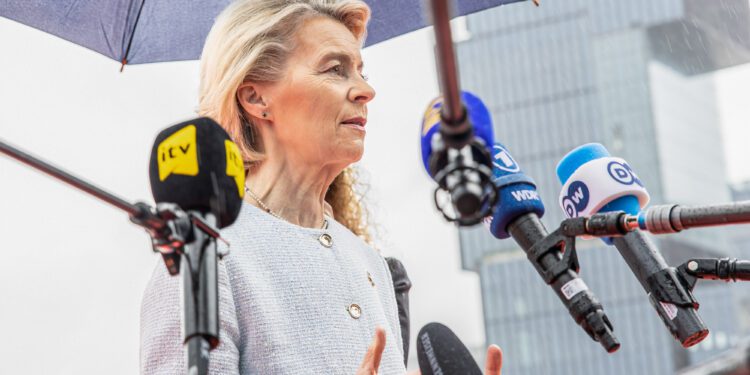 Von der Leyen insta a aumentar la presión sobre Putin “hasta que esté listo para la paz”