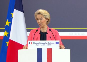 Von der Leyen anuncia 500 millones de euros para atraer talento científico global a Europa