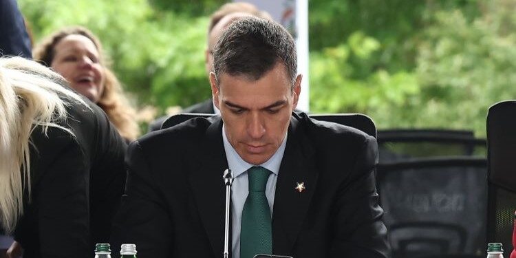 Sánchez explica ante la Comunidad Política Europea el proyecto de resolución hispano-palestino sobre Gaza