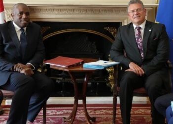 Londres y Bruselas se comprometen a concluir “con éxito” las negociaciones sobre Gibraltar