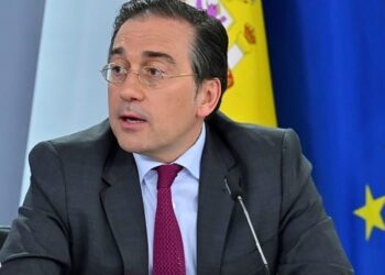 Albares convoca a la Embajada de Israel por los disparos del Ejército a un grupo de diplomáticos europeos, incluido un español