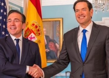 Albares defiende ante Marco Rubio la vía del “diálogo y la negociación” para resolver las diferencias comerciales entre EEUU y UE