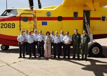 La UE anuncia el despliegue de 650 bomberos en el sur de Europa y refuerza a España con medios aéreos contra incendios