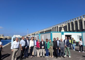 Una Delegación del Parlamento reconoce avances en recepción de migrantes en El Hierro, pero alerta sobre la necesidad de fortalecer los procedimientos de asilo y devoluciones