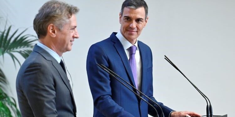 España y Eslovenia apoyan el embargo de armas a Israel y la revisión del Acuerdo de Asociación