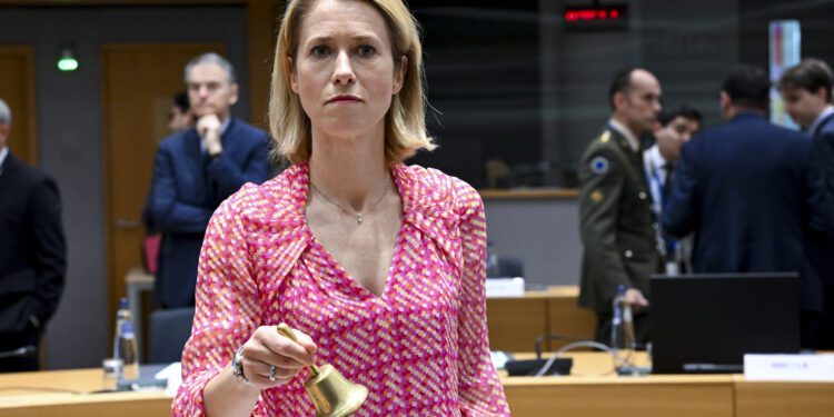 La UE duplica las restricciones a la flota en la sombra rusa mientras prepara un nuevo paquete de medidas contra el Kremlin