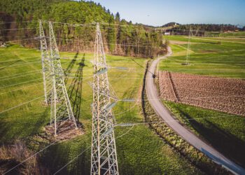 Los eurodiputados piden más coordinación y resiliencia en las redes eléctricas europeas