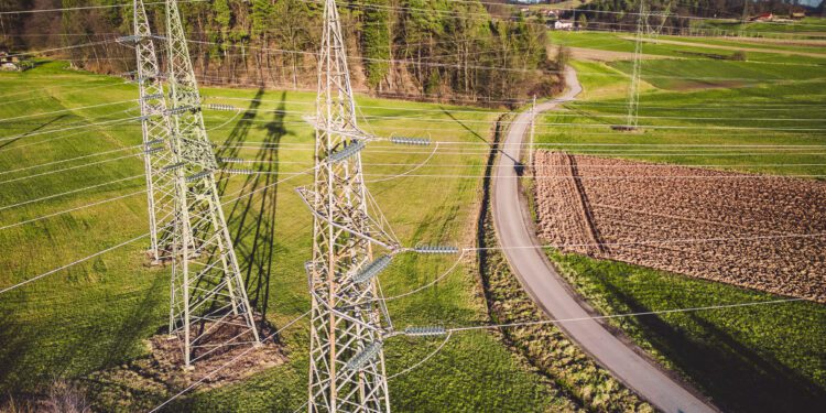 Los eurodiputados piden más coordinación y resiliencia en las redes eléctricas europeas